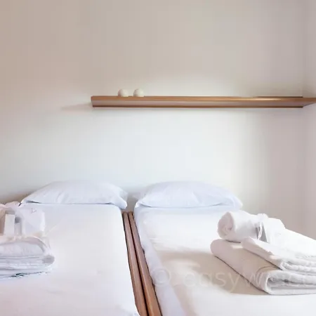 Easy Welcome Ghisallo -